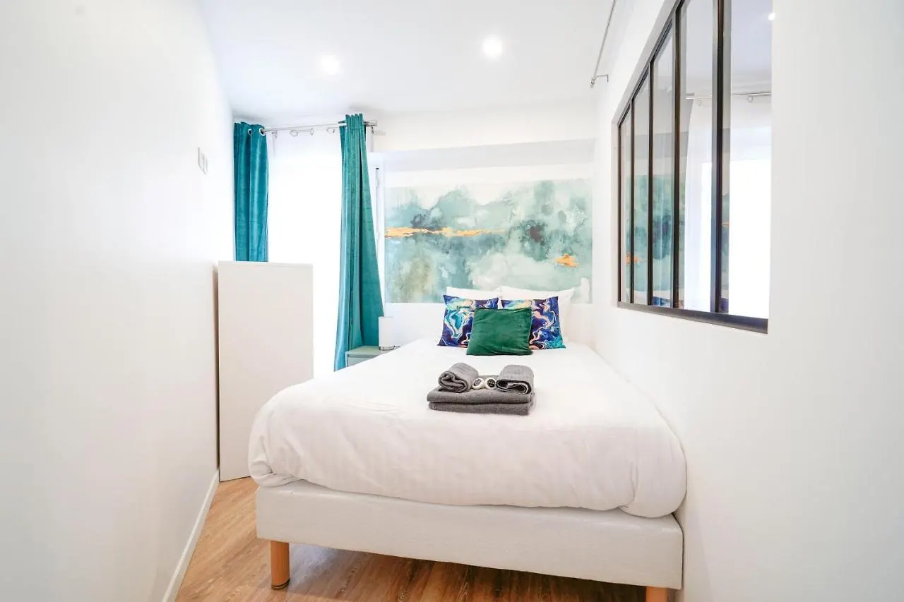 Design Apartment In Paris City Center 8Th Neighborhood France