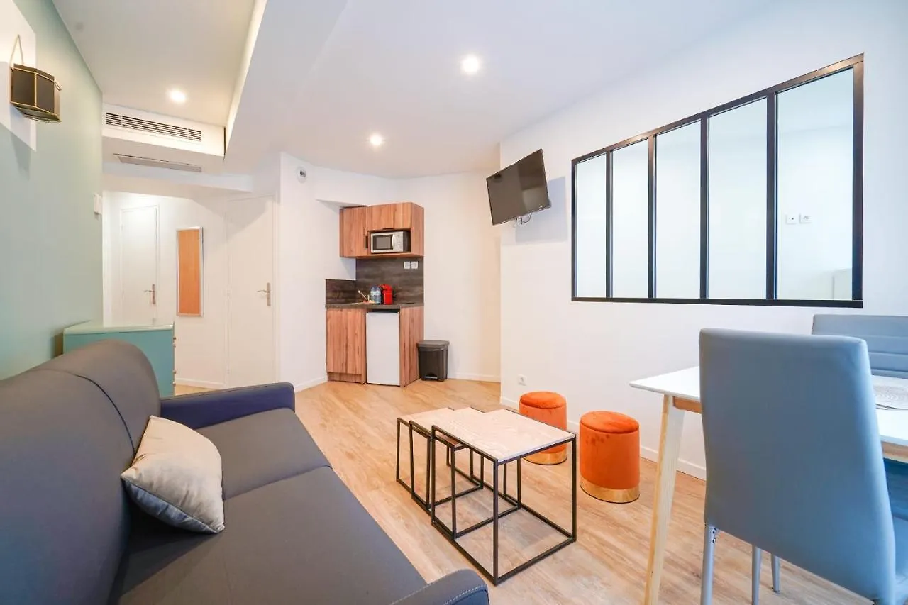 Design Apartment In Paris City Center 8Th Neighborhood
